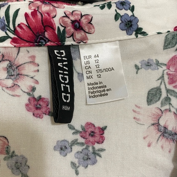 H&M Divided Long Sleeve Floral Blouse size 12 - Picture 4 of 6